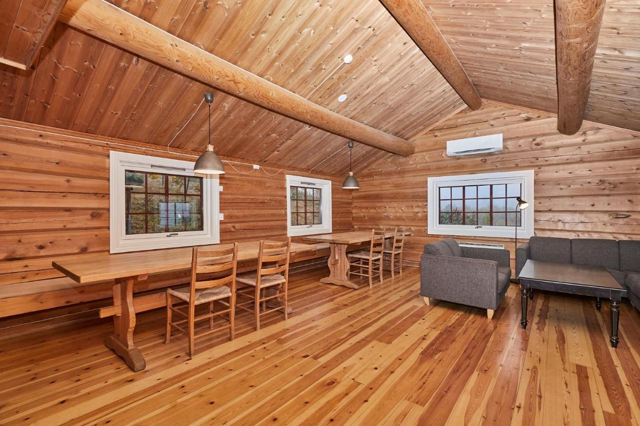 Brennabu Villa Ron Екстериор снимка